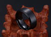 Anillo de boda de tungsteno negro de 8mm para hombre, acabado mate, borde pulido biselado, ajuste cómodo